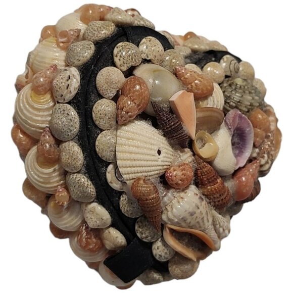 Vintage Heart-Shaped Seashell Trinket Box Home Decor Collectible - Picture 5 of 7
